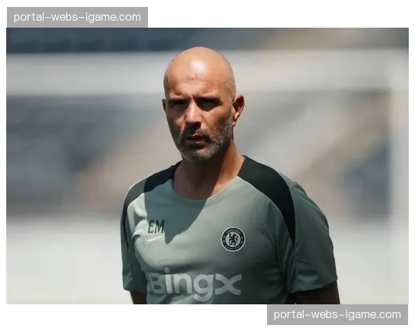 专访马竞主帅：谈论其如何使用平板电脑上的战术分析软件进行实时临场调整