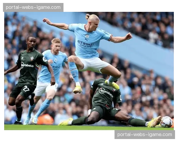 曼彻斯特警方通报:欧冠比赛日期间逮捕12名醉酒滋事者 曼彻斯特警方通报:欧冠比赛日期间逮捕12名醉酒滋事者