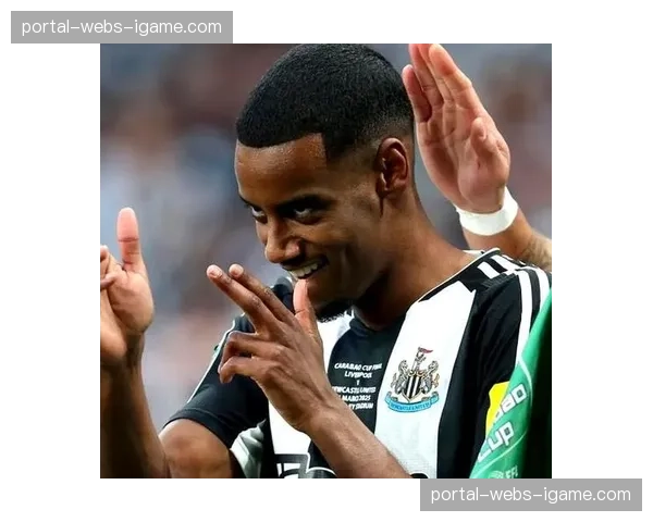 传闻:沙特球队有意在今夏以高薪邀请萨卡加盟 传闻:沙特球队有意在今夏以高薪邀请萨卡加盟