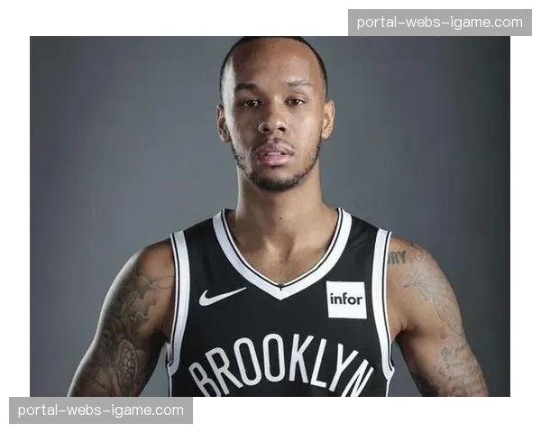 前赛扬奖得主科宾·伯恩斯与酿酒人队达成五年1.3亿续约